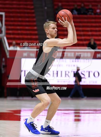 Thumbnail 1 in Timpview vs. Murray (UHSAA 5A Quarterfinal) photogallery.