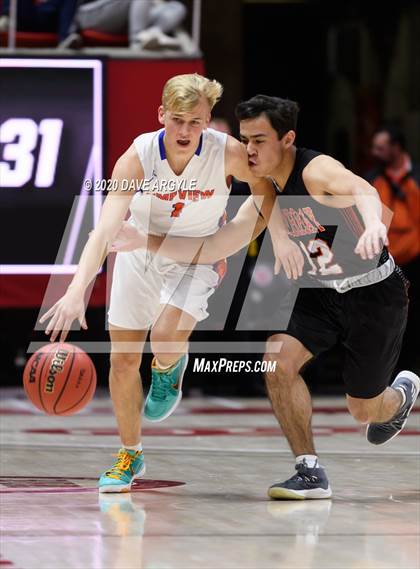 Thumbnail 1 in Timpview vs. Murray (UHSAA 5A Quarterfinal) photogallery.