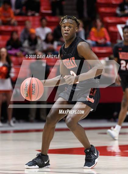 Thumbnail 1 in Timpview vs. Murray (UHSAA 5A Quarterfinal) photogallery.