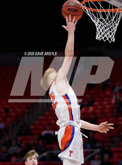 Thumbnail 3 in Timpview vs. Murray (UHSAA 5A Quarterfinal) photogallery.
