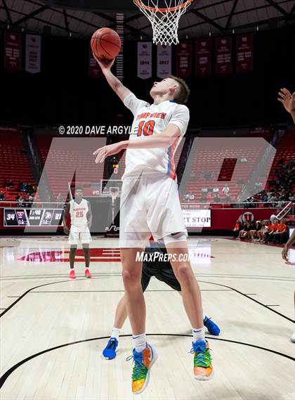 Thumbnail 2 in Timpview vs. Murray (UHSAA 5A Quarterfinal) photogallery.