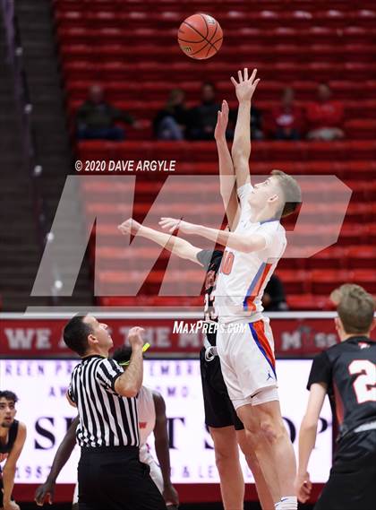 Thumbnail 1 in Timpview vs. Murray (UHSAA 5A Quarterfinal) photogallery.