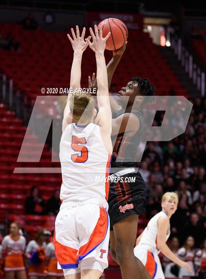 Thumbnail 3 in Timpview vs. Murray (UHSAA 5A Quarterfinal) photogallery.