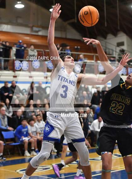 Thumbnail 3 in San Marino vs Blair photogallery.