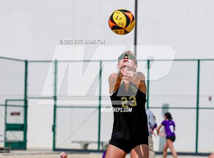 Thumbnail 3 in St. Anthony vs Bishop Montgomery photogallery.