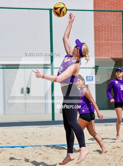 Thumbnail 1 in St. Anthony vs Bishop Montgomery photogallery.