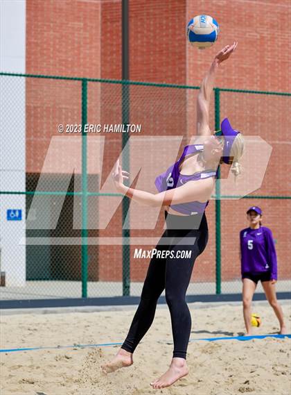 Thumbnail 3 in St. Anthony vs Bishop Montgomery photogallery.