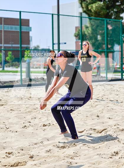 Thumbnail 2 in St. Anthony vs Bishop Montgomery photogallery.