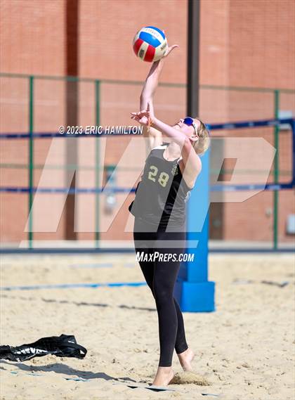 Thumbnail 3 in St. Anthony vs Bishop Montgomery photogallery.