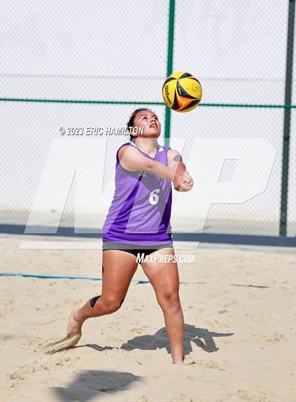 Thumbnail 3 in St. Anthony vs Bishop Montgomery photogallery.