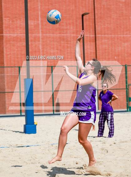 Thumbnail 2 in St. Anthony vs Bishop Montgomery photogallery.