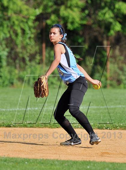 Thumbnail 2 in Rye Neck vs Ardsley (Section 1 Class B Semifinal) photogallery.