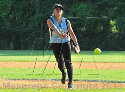 Thumbnail 2 in Rye Neck vs Ardsley (Section 1 Class B Semifinal) photogallery.