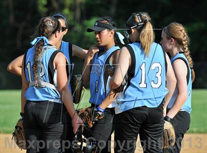 Thumbnail 3 in Rye Neck vs Ardsley (Section 1 Class B Semifinal) photogallery.
