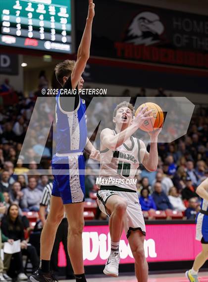 Thumbnail 2 in Dixie vs. Green Canyon (UHSAA 4A Semifinal) photogallery.