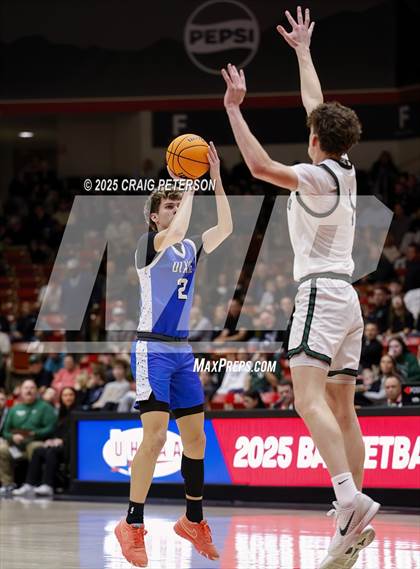 Thumbnail 3 in Dixie vs. Green Canyon (UHSAA 4A Semifinal) photogallery.