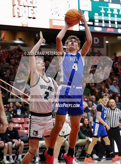Thumbnail 1 in Dixie vs. Green Canyon (UHSAA 4A Semifinal) photogallery.