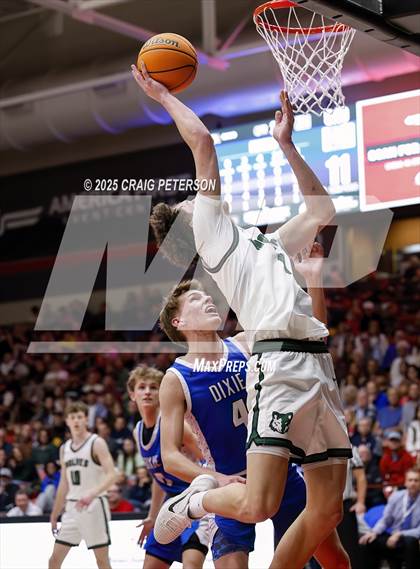 Thumbnail 3 in Dixie vs. Green Canyon (UHSAA 4A Semifinal) photogallery.