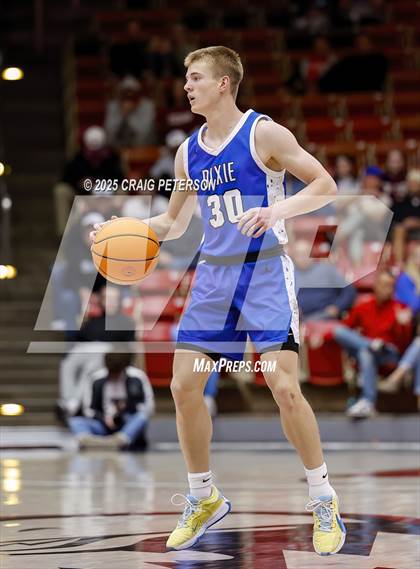 Thumbnail 1 in Dixie vs. Green Canyon (UHSAA 4A Semifinal) photogallery.