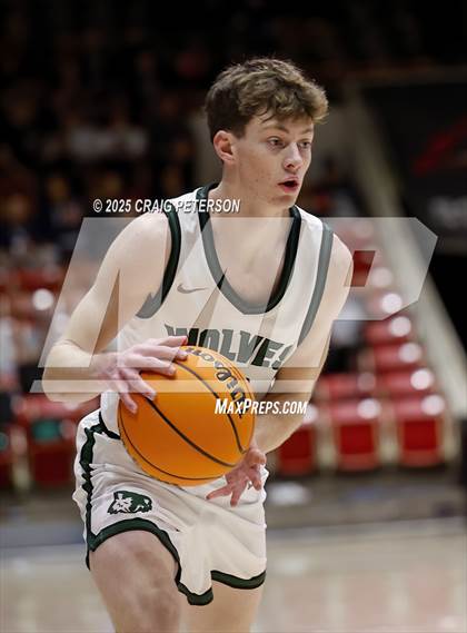 Thumbnail 2 in Dixie vs. Green Canyon (UHSAA 4A Semifinal) photogallery.