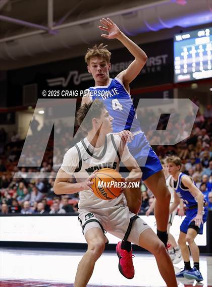 Thumbnail 2 in Dixie vs. Green Canyon (UHSAA 4A Semifinal) photogallery.