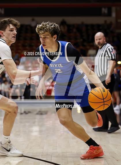 Thumbnail 3 in Dixie vs. Green Canyon (UHSAA 4A Semifinal) photogallery.