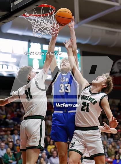 Thumbnail 3 in Dixie vs. Green Canyon (UHSAA 4A Semifinal) photogallery.