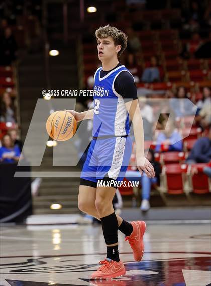 Thumbnail 2 in Dixie vs. Green Canyon (UHSAA 4A Semifinal) photogallery.