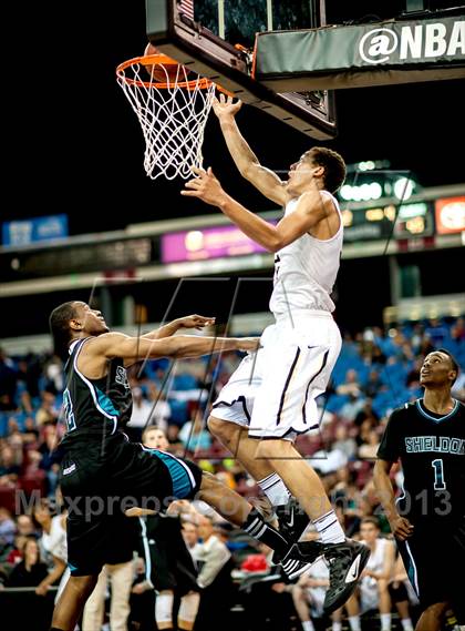 Thumbnail 1 in Archbishop Mitty vs. Sheldon (CIF NorCal Regional Open Division Final) photogallery.