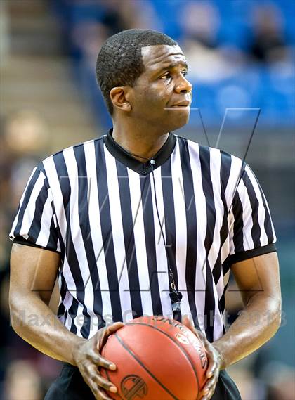 Thumbnail 1 in Archbishop Mitty vs. Sheldon (CIF NorCal Regional Open Division Final) photogallery.