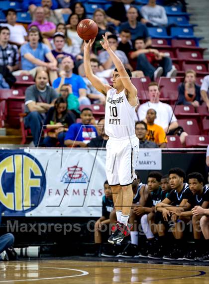 Thumbnail 2 in Archbishop Mitty vs. Sheldon (CIF NorCal Regional Open Division Final) photogallery.