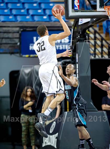 Thumbnail 3 in Archbishop Mitty vs. Sheldon (CIF NorCal Regional Open Division Final) photogallery.