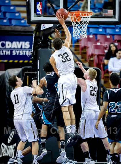 Thumbnail 3 in Archbishop Mitty vs. Sheldon (CIF NorCal Regional Open Division Final) photogallery.