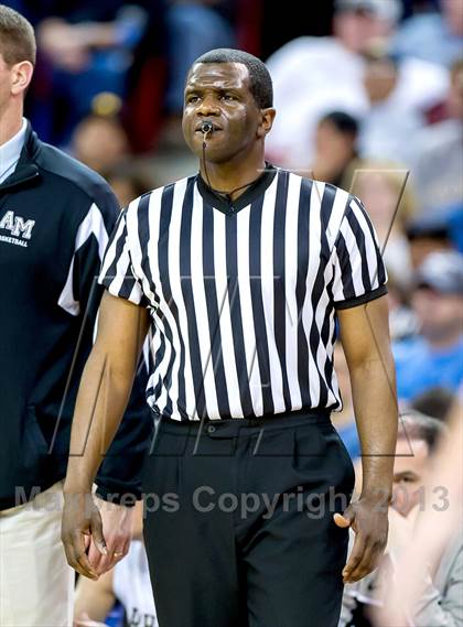 Thumbnail 1 in Archbishop Mitty vs. Sheldon (CIF NorCal Regional Open Division Final) photogallery.