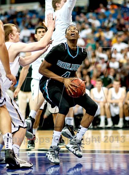 Thumbnail 1 in Archbishop Mitty vs. Sheldon (CIF NorCal Regional Open Division Final) photogallery.