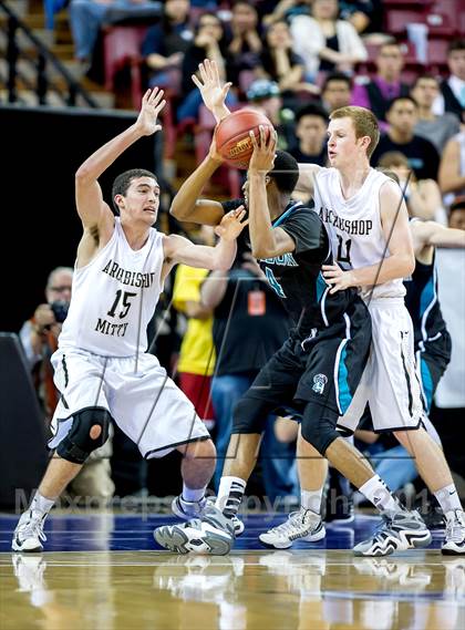 Thumbnail 1 in Archbishop Mitty vs. Sheldon (CIF NorCal Regional Open Division Final) photogallery.