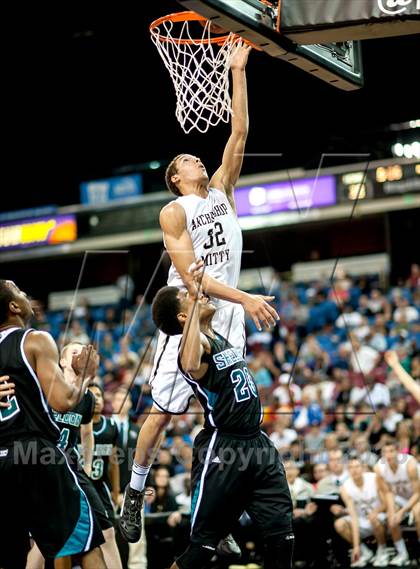 Thumbnail 1 in Archbishop Mitty vs. Sheldon (CIF NorCal Regional Open Division Final) photogallery.