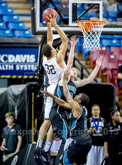 Thumbnail 2 in Archbishop Mitty vs. Sheldon (CIF NorCal Regional Open Division Final) photogallery.