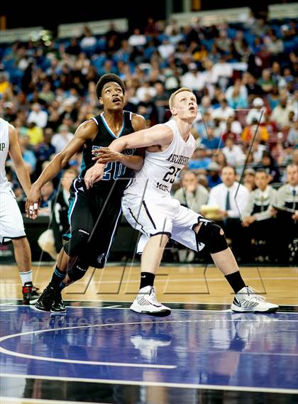 Thumbnail 3 in Archbishop Mitty vs. Sheldon (CIF NorCal Regional Open Division Final) photogallery.