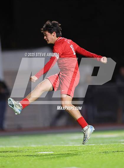 Thumbnail 1 in Denver North @ Regis Jesuit (CHSAA 5A Second Round) photogallery.