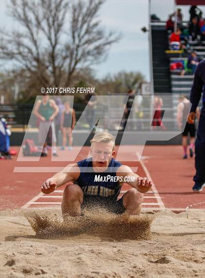 Thumbnail 1 in Terror Track & Field Invitational photogallery.