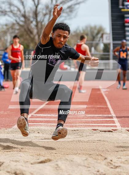 Thumbnail 1 in Terror Track & Field Invitational photogallery.