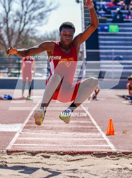Thumbnail 1 in Terror Track & Field Invitational photogallery.