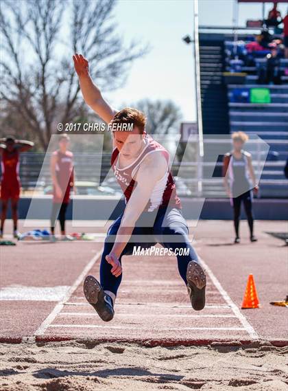 Thumbnail 3 in Terror Track & Field Invitational photogallery.