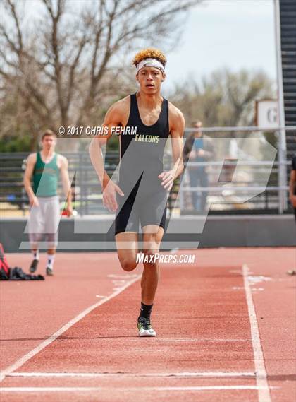 Thumbnail 1 in Terror Track & Field Invitational photogallery.