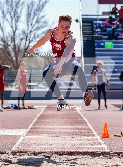 Thumbnail 2 in Terror Track & Field Invitational photogallery.