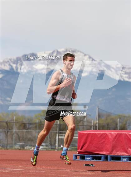 Thumbnail 1 in Terror Track & Field Invitational photogallery.