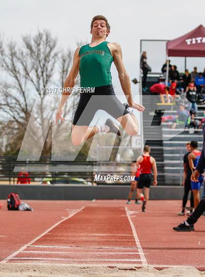 Thumbnail 2 in Terror Track & Field Invitational photogallery.