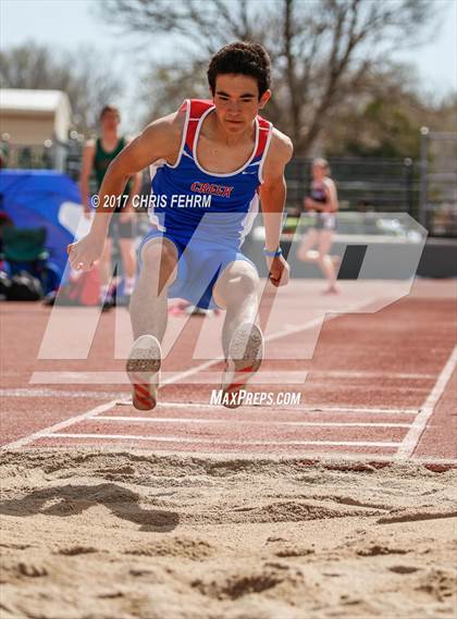 Thumbnail 2 in Terror Track & Field Invitational photogallery.