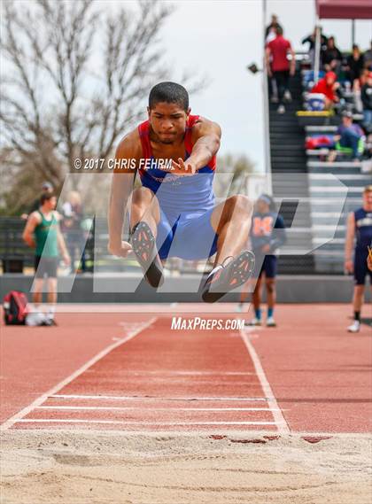 Thumbnail 3 in Terror Track & Field Invitational photogallery.